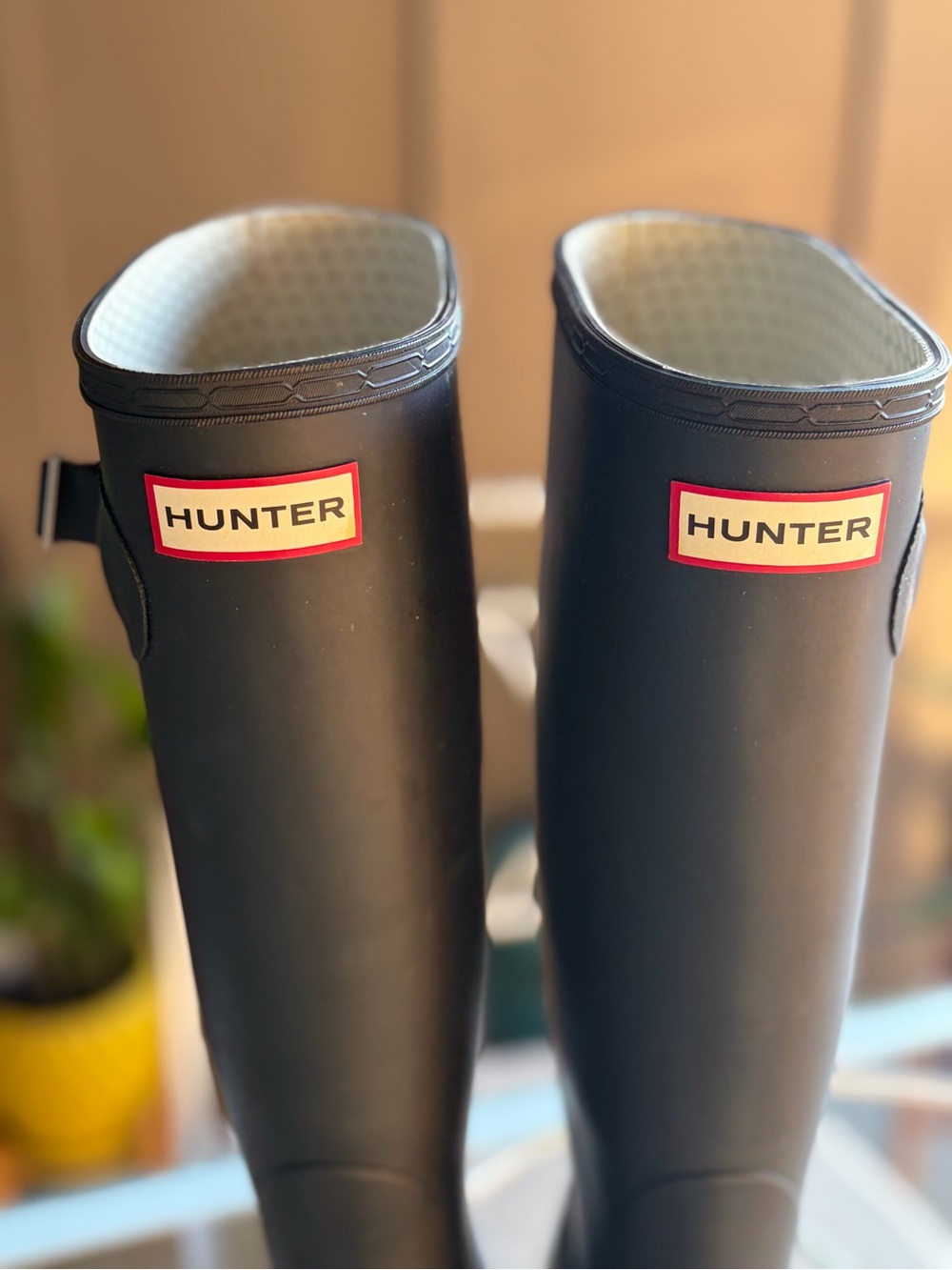 Hunter Tall Women's Rain Boots in Matte Black Size 7 - Picture 3 of 13